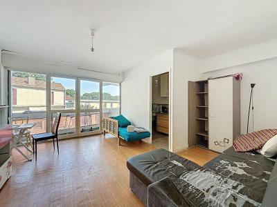 For sale Villejuif 1 room 30 m2 Val de Marne (94800) photo 3