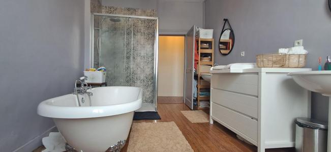 For sale Laval 8 rooms 227 m2 Mayenne (53000) photo 2