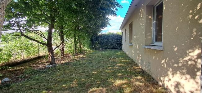 For sale Entrammes 5 rooms 91 m2 Mayenne (53260) photo 4