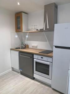 For sale Chambery 2 rooms 48 m2 Savoie (73000) photo 2