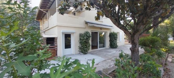 For sale Agen 8 rooms 218 m2 Lot et garonne (47000) photo 0