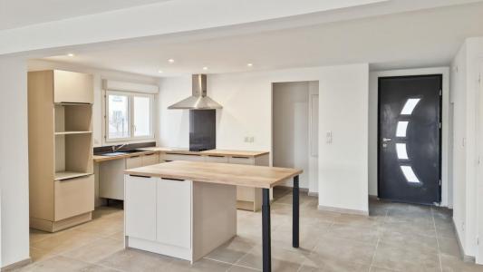 For sale Sarrians 4 rooms 122 m2 Vaucluse (84260) photo 0