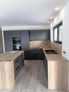 For sale Dammarie-les-lys 5 rooms 126 m2 Seine et marne (77190) photo 1