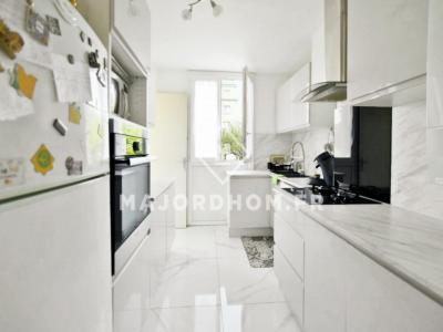 For sale Marseille-11eme-arrondissement 4 rooms 75 m2 Bouches du Rhone (13011) photo 4