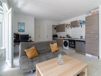 For sale Marseille-11eme-arrondissement 3 rooms 59 m2 Bouches du Rhone (13011) photo 3