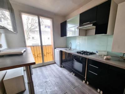 For sale Marseille-14eme-arrondissement 5 rooms 75 m2 Bouches du Rhone (13014) photo 2
