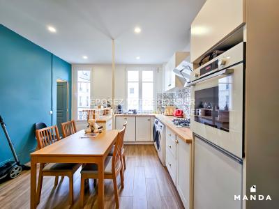 For rent Paris-10eme-arrondissement 3 rooms 50 m2 Paris (75010) photo 1