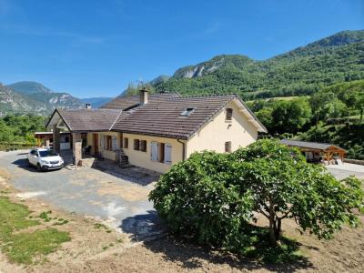 Annonce Vente 12 pices Maison Tarascon-sur-ariege 09