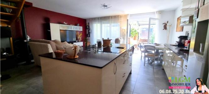 For sale Salon-de-provence 4 rooms 101 m2 Bouches du Rhone (13300) photo 2