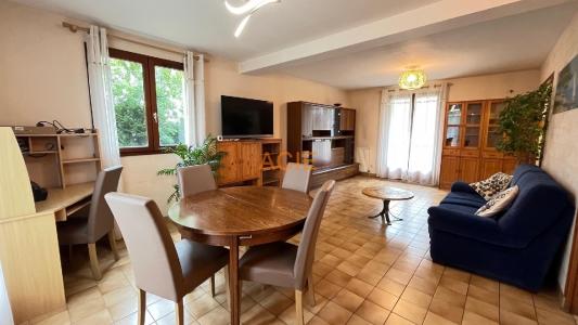For sale Roissy-en-france 6 rooms 110 m2 Val d'Oise (95700) photo 2