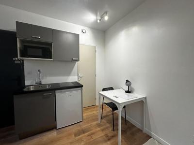 For rent Angers 1 room 13 m2 Maine et loire (49100) photo 2