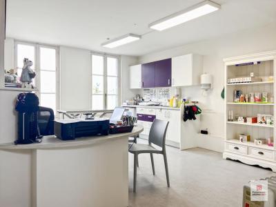 For sale Fleche 7 rooms 135 m2 Sarthe (72200) photo 3