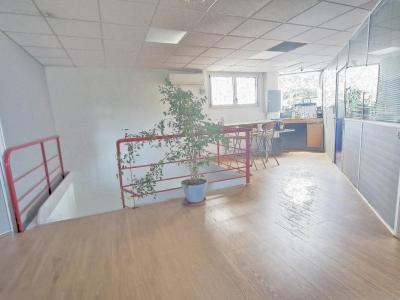 Louer Bureau Decines-charpieu Rhone