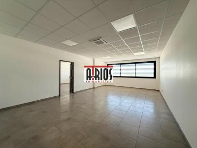 Annonce Location Bureau Crau 83
