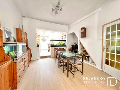 For sale Lille 5 rooms 116 m2 Nord (59800) photo 2
