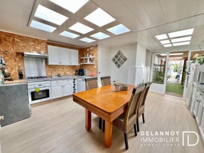For sale Lille 5 rooms 116 m2 Nord (59800) photo 3
