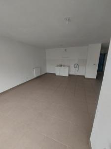 For rent Begles 3 rooms 68 m2 Gironde (33130) photo 2