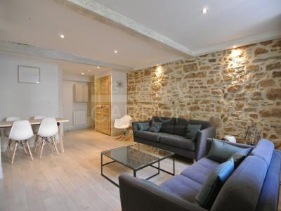 For rent Lyon-1er-arrondissement 3 rooms 71 m2 Rhone (69001) photo 0