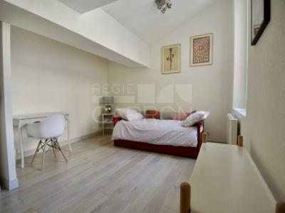 For rent Lyon-1er-arrondissement 3 rooms 71 m2 Rhone (69001) photo 3