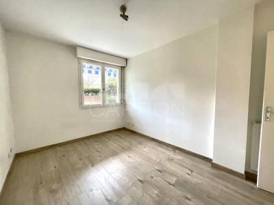For rent Lyon-3eme-arrondissement 2 rooms 47 m2 Rhone (69003) photo 2