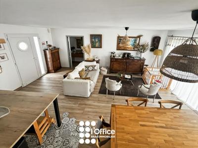 For sale Olonne-sur-mer 5 rooms 101 m2 Vendee (85340) photo 1