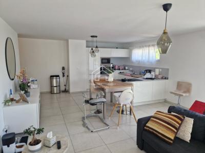 Louer Appartement 103 m2 Divonne-les-bains