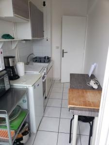 Louer Appartement Lyon-7eme-arrondissement 894 euros