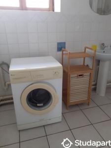 For rent Saint-etienne 3 rooms 55 m2 Loire (42100) photo 3