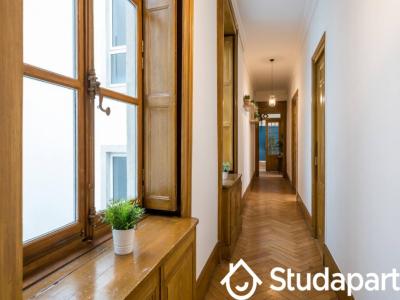 For rent Lyon-2eme-arrondissement 1 room 251 m2 Rhone (69002) photo 2