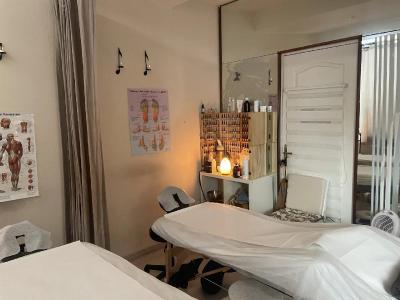 For sale Centre ville 2 rooms 45 m2 Alpes Maritimes (06000) photo 0