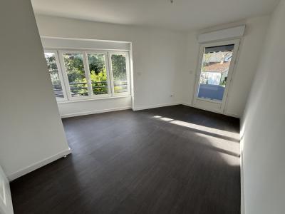 For sale CENTRE DU VILLAGE 3 rooms 60 m2 Ain (01400) photo 2