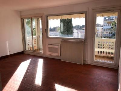 For sale PROCHE CENTRE 3 rooms 80 m2 Bouches du Rhone (13380) photo 2
