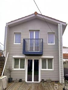 For sale Pessac 3 rooms 61 m2 Gironde (33600) photo 2