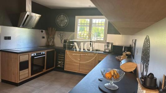 For sale Saint-martin-de-valgalgues 5 rooms 117 m2 Gard (30520) photo 3