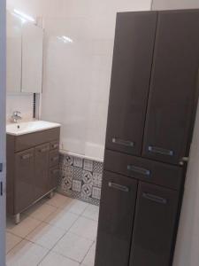 For rent Bordeaux 2 rooms 32 m2 Gironde (33000) photo 2