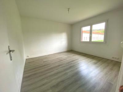 For sale Notre-dame-de-bondeville 4 rooms 77 m2 Seine maritime (76960) photo 2