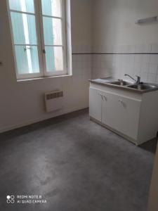 For rent Blanc 5 rooms 90 m2 Indre (36300) photo 4