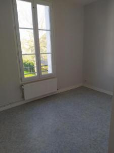 For rent Tournon-saint-martin 3 rooms 69 m2 Indre (36220) photo 2
