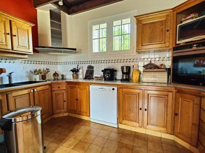 For sale Civray 9 rooms 260 m2 Vienne (86400) photo 3