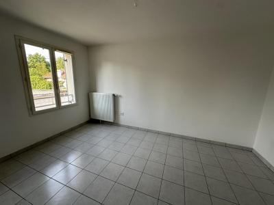 For rent Avon 2 rooms 37 m2 Seine et marne (77210) photo 2