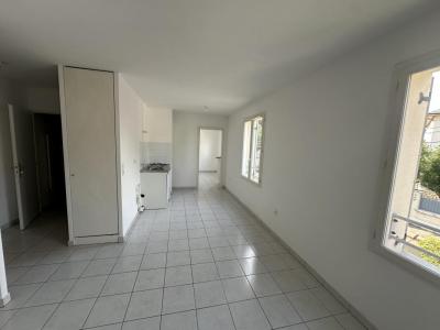 For rent Avon 2 rooms 37 m2 Seine et marne (77210) photo 3