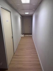 Acheter Bureau 119 m2 Bron