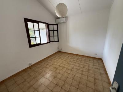 Louer Maison Saint-benoit 1300 euros