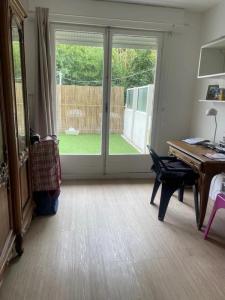 For sale Cannes 3 rooms 67 m2 Alpes Maritimes (06400) photo 2