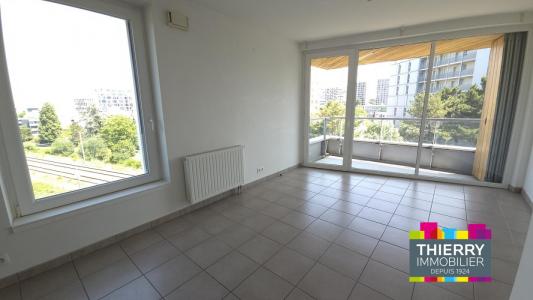 For sale Nantes 2 rooms 40 m2 Loire atlantique (44200) photo 1