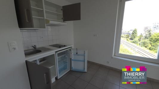 For sale Nantes 2 rooms 40 m2 Loire atlantique (44200) photo 3