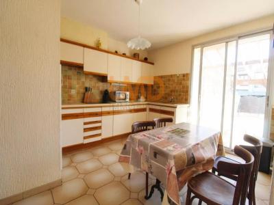 For sale Ille-sur-tet 5 rooms 140 m2 Pyrenees orientales (66130) photo 3