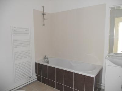 For rent Nantes 2 rooms 45 m2 Loire atlantique (44100) photo 2