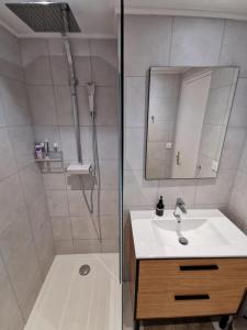 For rent Bordeaux 1 room 21 m2 Gironde (33300) photo 4