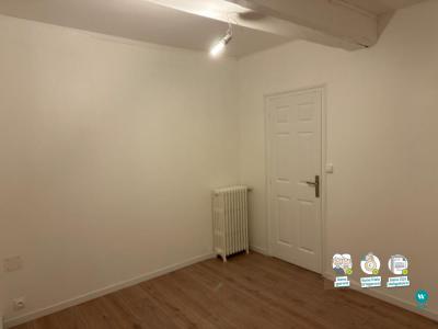 Louer Appartement 55 m2 Laroche-saint-cydroine
